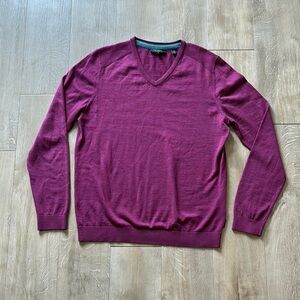 Ted Baker Men’s Purple V-Neck Sweater 100% Merino Wool Size 4 PtP 20”
